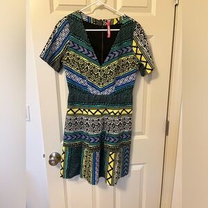 Women’s African print short sleeved dress size 8, brand is plenty by Tracy Reese